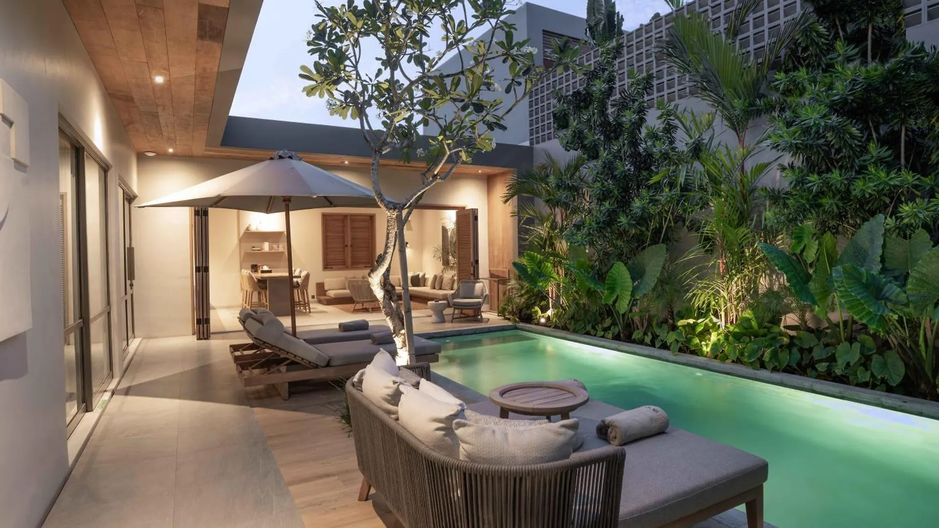 Sin Nombre Bali - Sauna, Ice Bath & Roof Terrace Canggu  4*, Canggu (Bali)