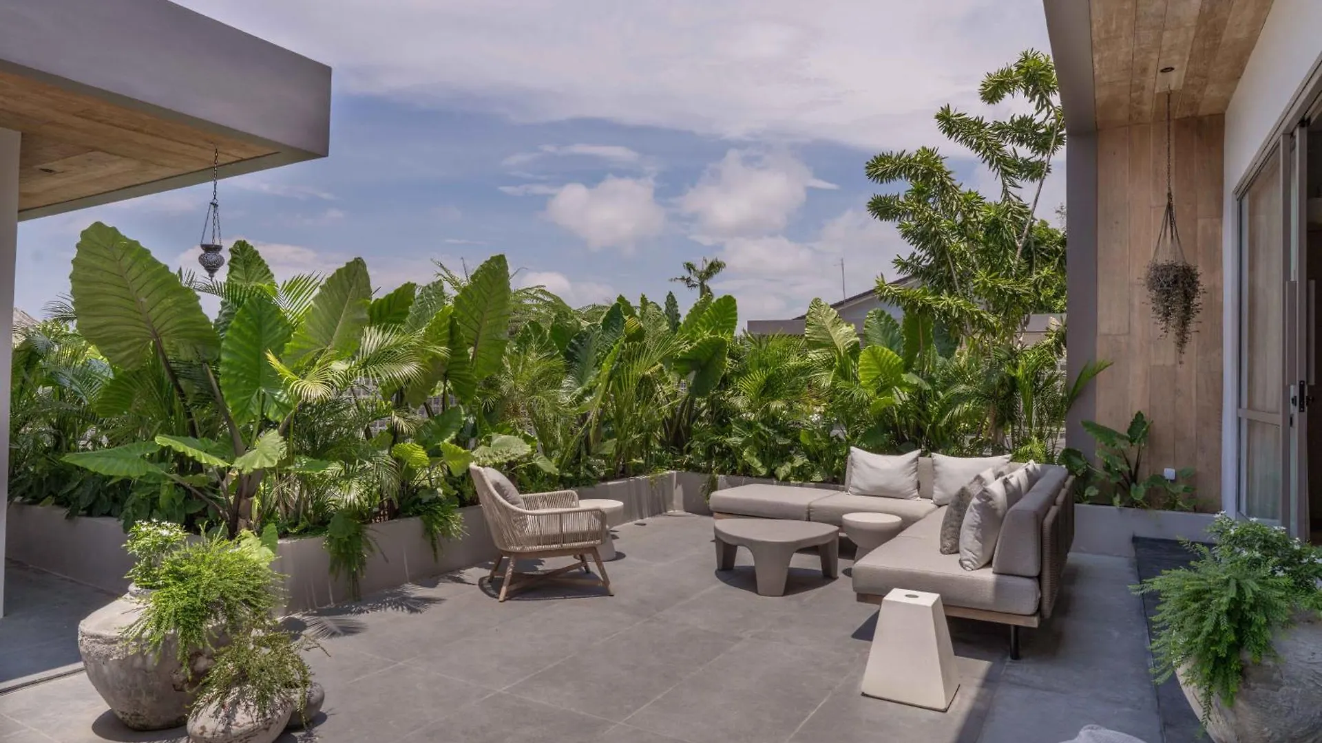 Hotel Sin Nombre Bali - Sauna, Ice Bath & Roof Terrace Canggu