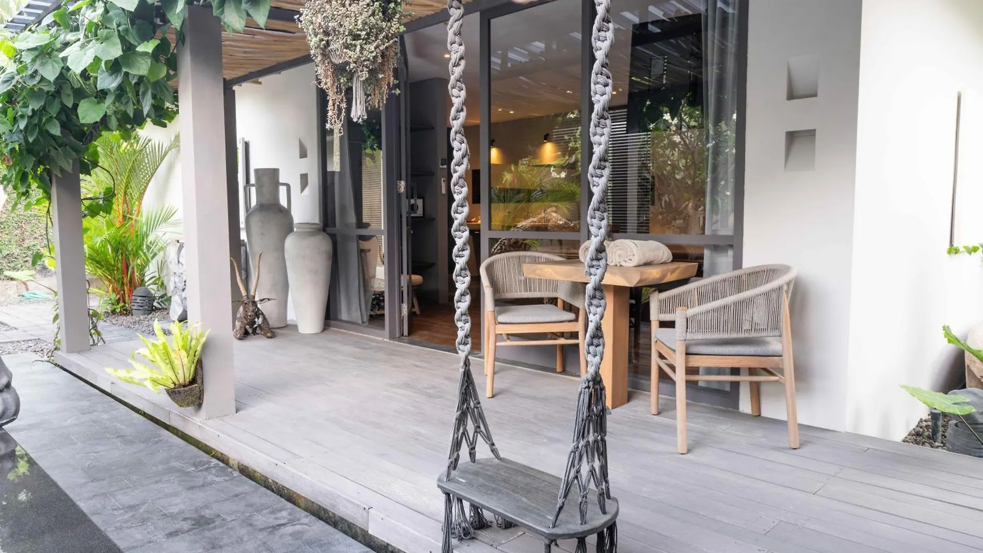 Hotel Sin Nombre Bali - Sauna, Ice Bath & Roof Terrace Canggu