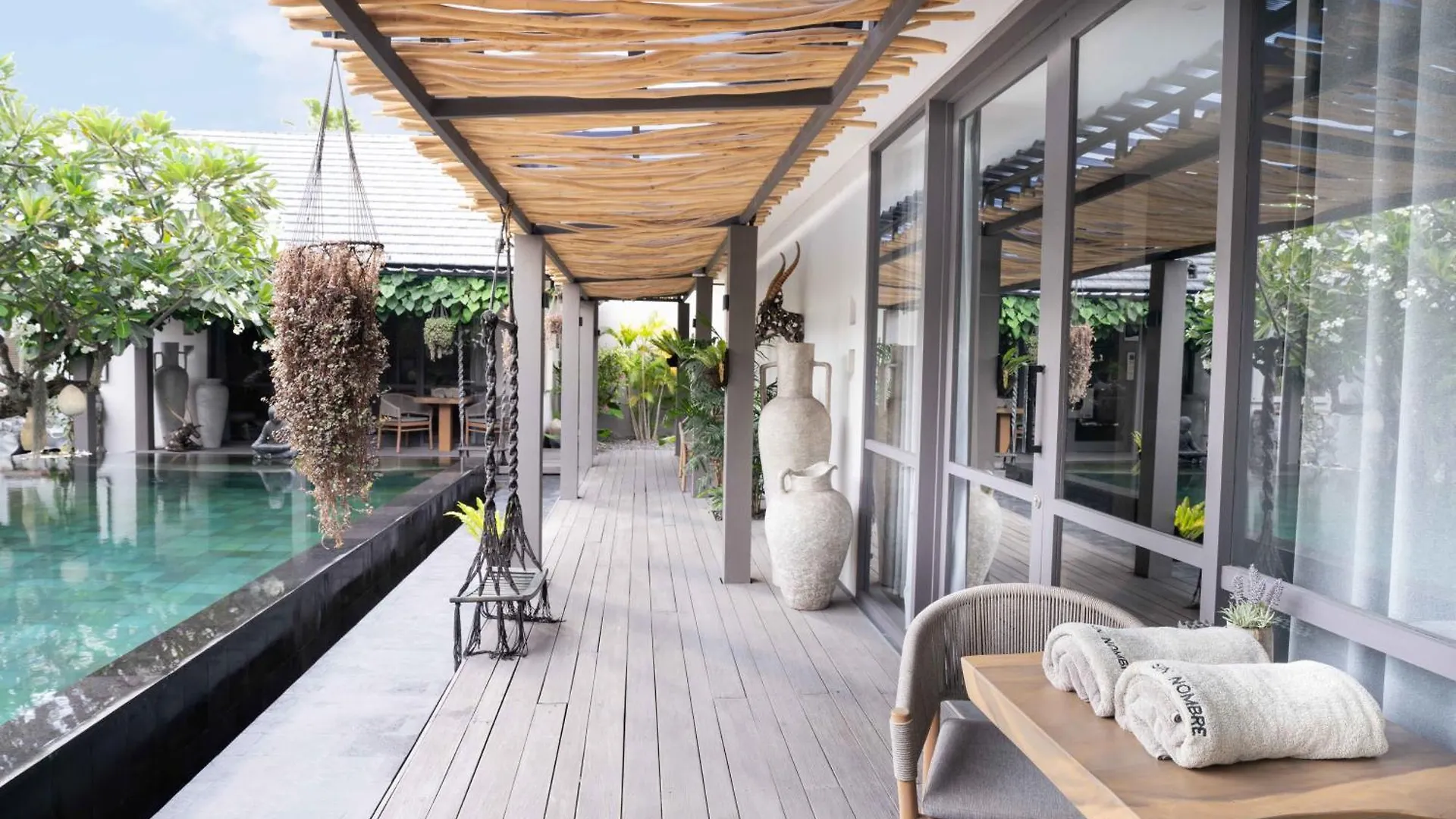 Sin Nombre Bali - Sauna, Ice Bath & Roof Terrace Canggu  Hotel Canggu (Bali)