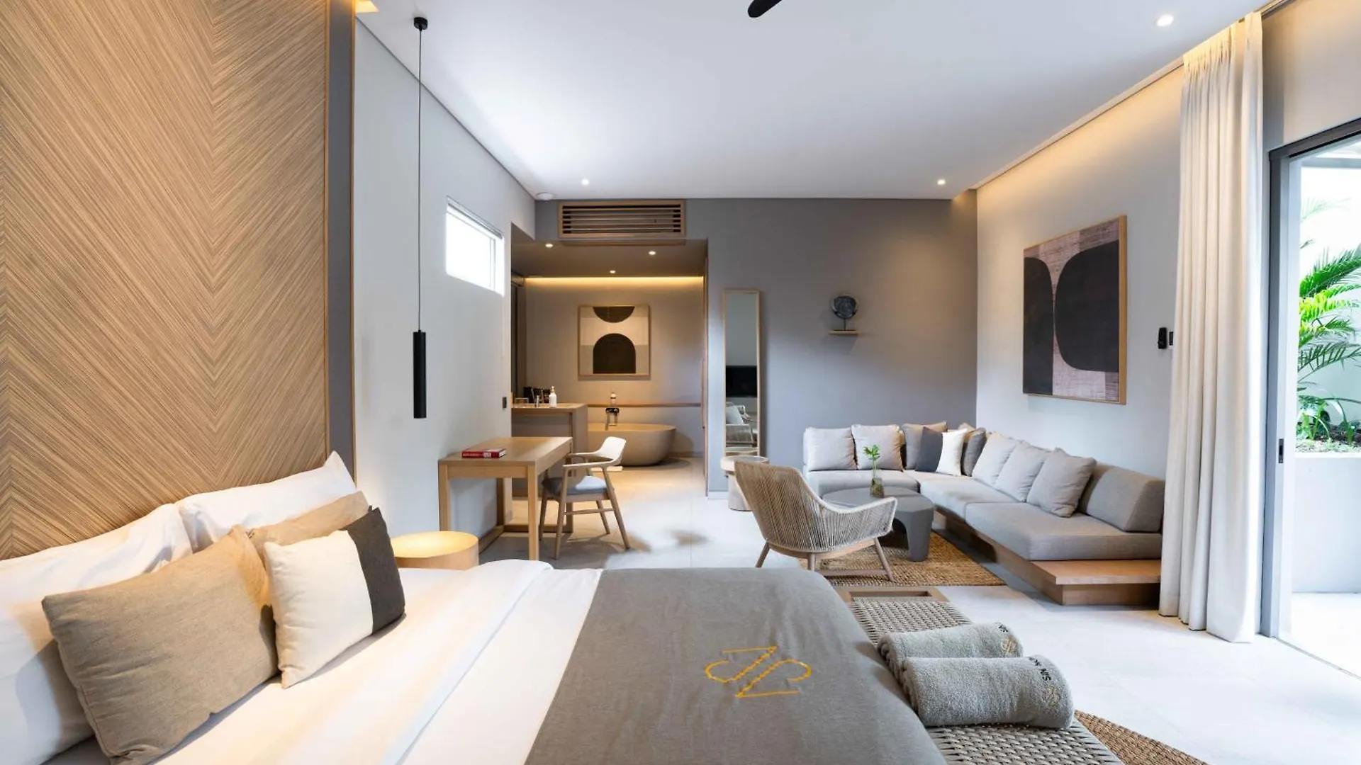 Sin Nombre Bali - Sauna, Ice Bath & Roof Terrace チャングー ホテル