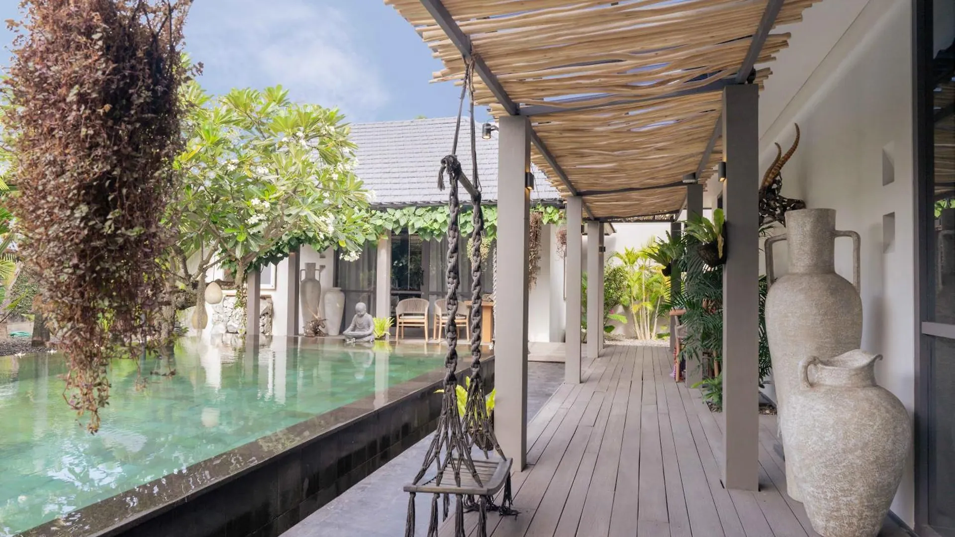 Sin Nombre Bali - Sauna, Ice Bath & Roof Terrace チャングー 4*,