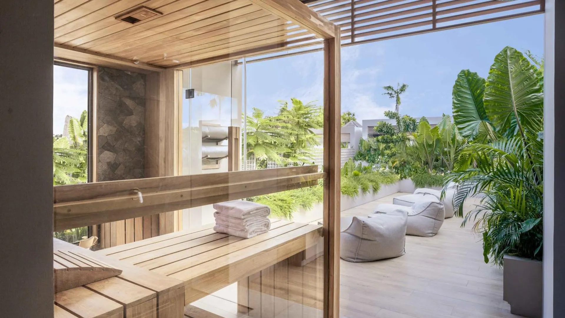 Sin Nombre Bali - Sauna, Ice Bath & Roof Terrace チャングー ホテル